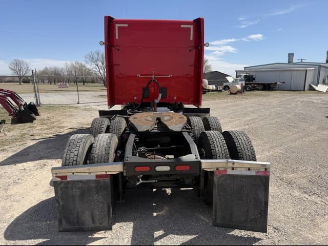 Image of Peterbilt 567 equipment image 1