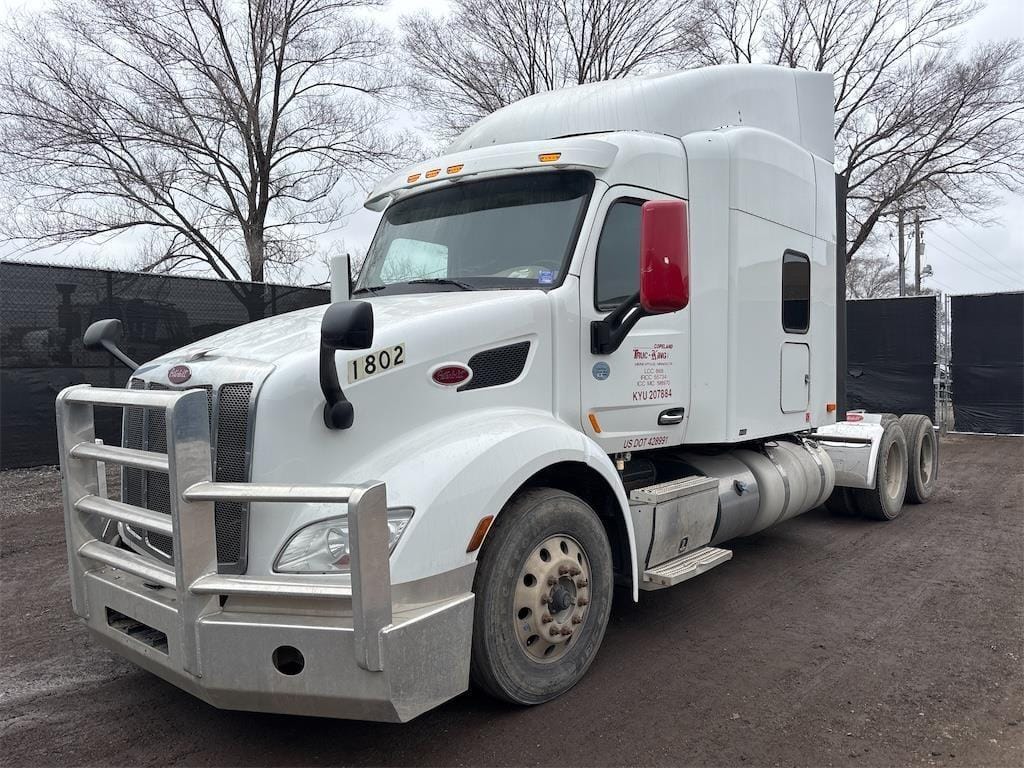 2019 Peterbilt 579 Equipment Image0
