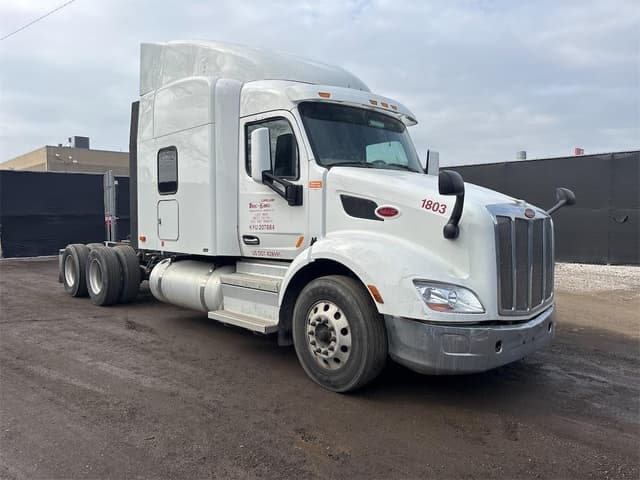 Image of Peterbilt 579 equipment image 2