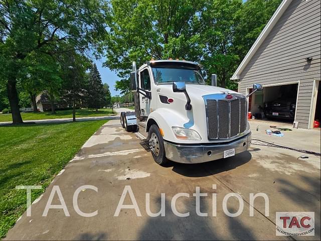Image of Peterbilt 579 equipment image 2