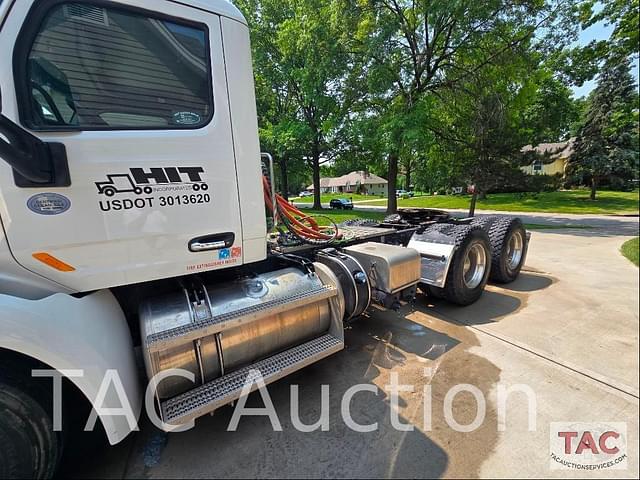 Image of Peterbilt 579 equipment image 4