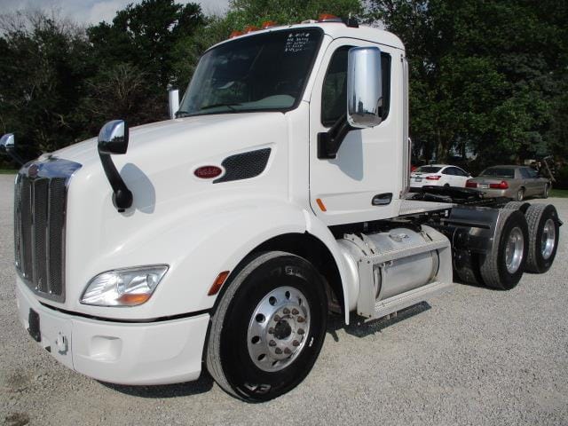 Main image Peterbilt 579
