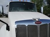 Thumbnail image Peterbilt 579 11