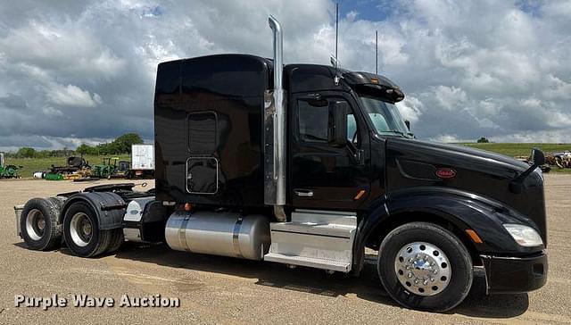 Image of Peterbilt 579 equipment image 3