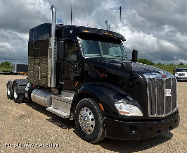 Image of Peterbilt 579 equipment image 2