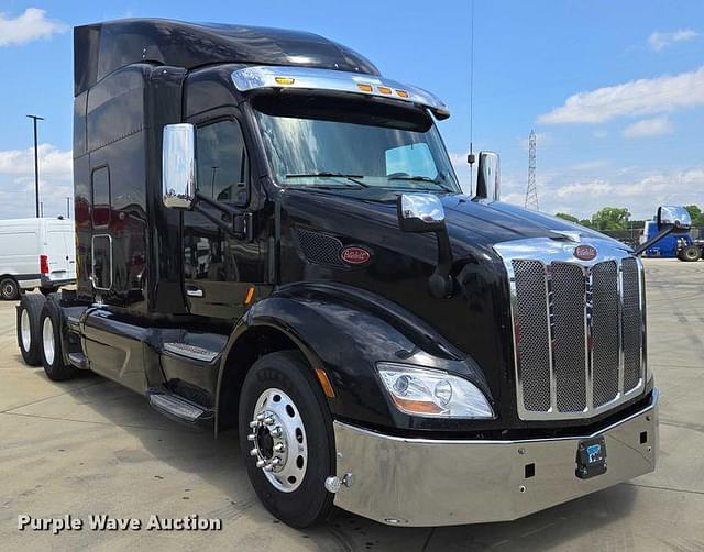 Image of Peterbilt 579 equipment image 2