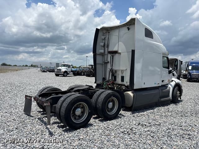 Image of Peterbilt 579 equipment image 2