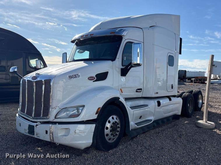 Image of Peterbilt 579 Primary image