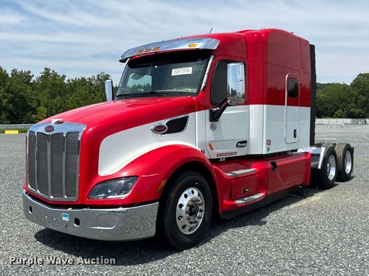 Image of Peterbilt 579 Primary image