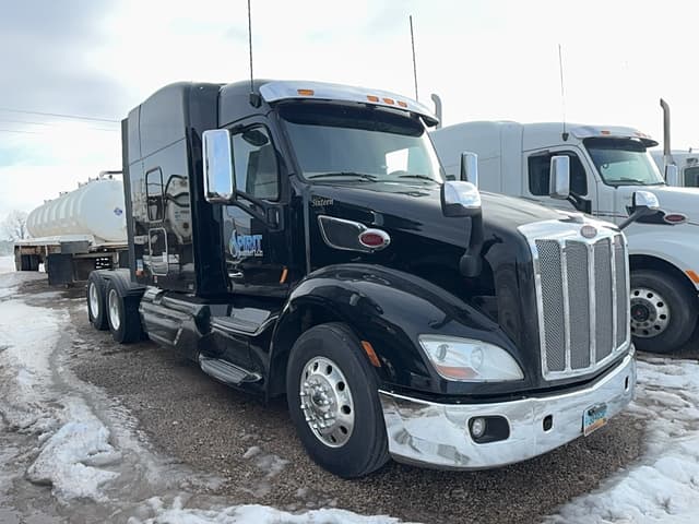 Image of Peterbilt 579 equipment image 3