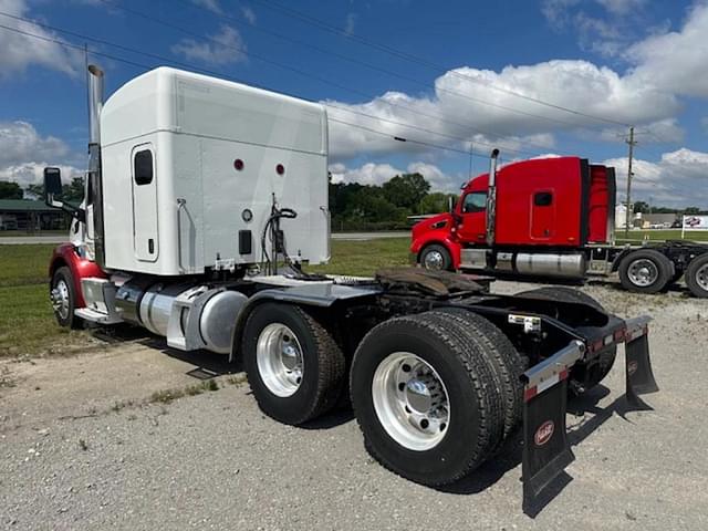 Image of Peterbilt 579 equipment image 3