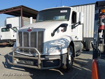 Main image Peterbilt 579