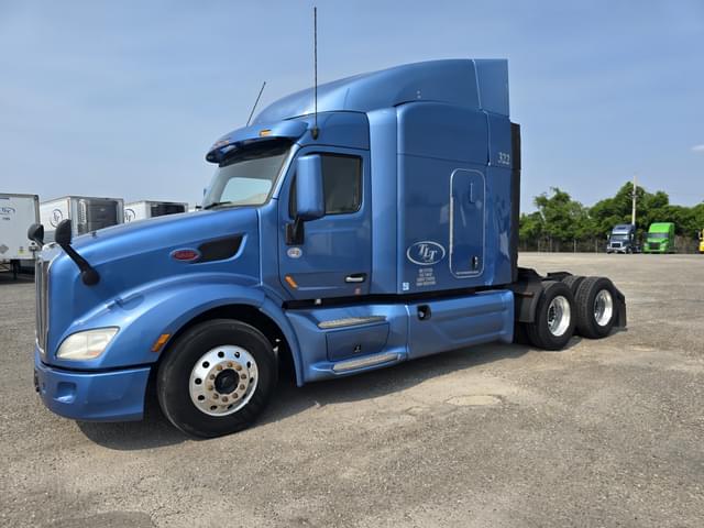 Image of Peterbilt 579 equipment image 4