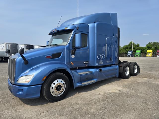 Image of Peterbilt 579 equipment image 3