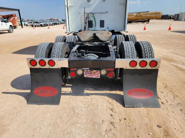 Image of Peterbilt 579 equipment image 4