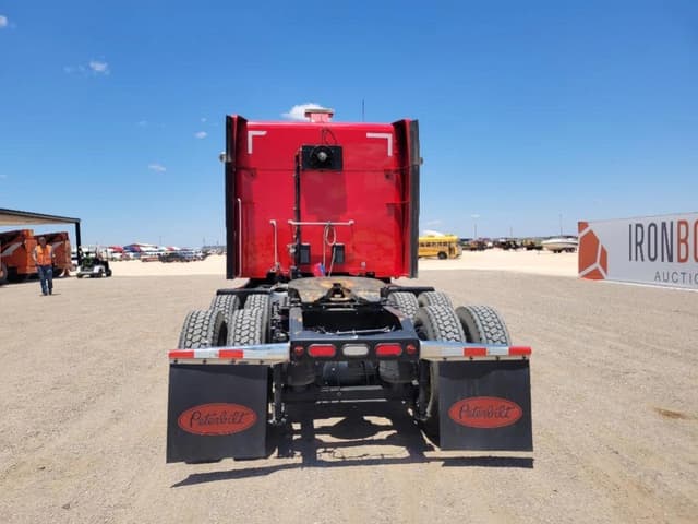 Image of Peterbilt 579 equipment image 3