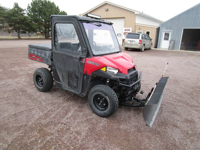 Image of Polaris Ranger 500 equipment image 2