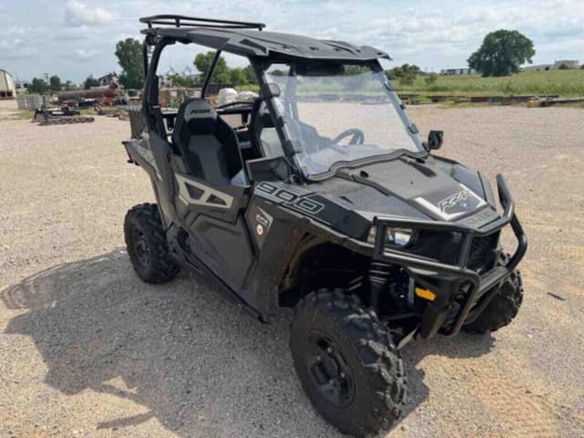 Image of Polaris RZR 900 equipment image 2