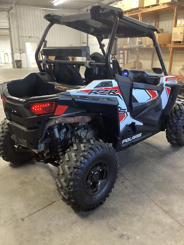 Image of Polaris RZR 900 equipment image 1