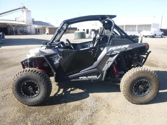 Image of Polaris RZR XP Turbo S equipment image 4