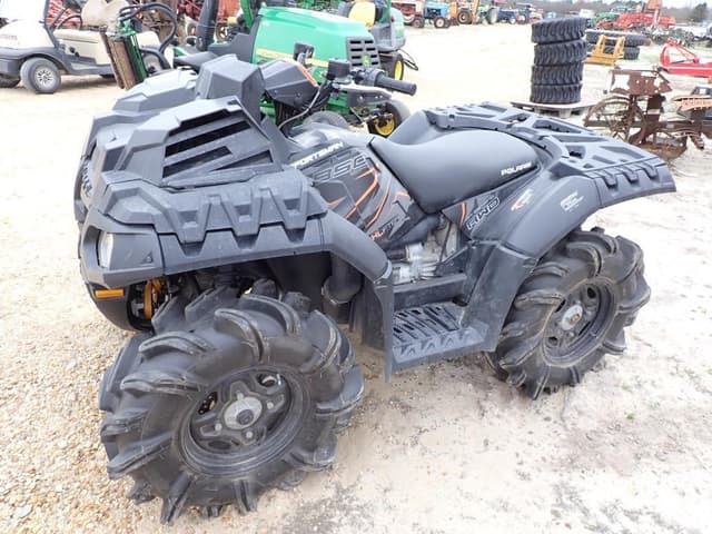 Image of Polaris Sportsman 850 equipment image 2