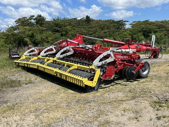 Image of Pottinger Terradisc 8001T equipment image 1