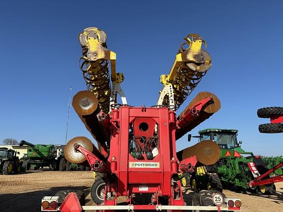 Image of Pottinger Terradisc 8001T equipment image 4
