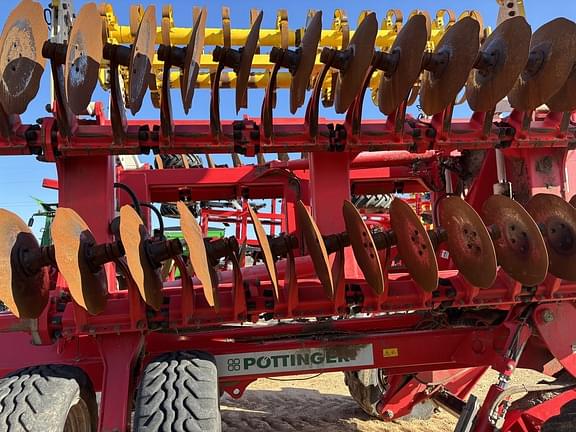 Image of Pottinger Terradisc 8001T equipment image 3
