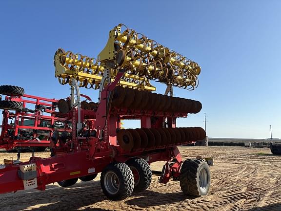 Image of Pottinger Terradisc 8001T equipment image 1