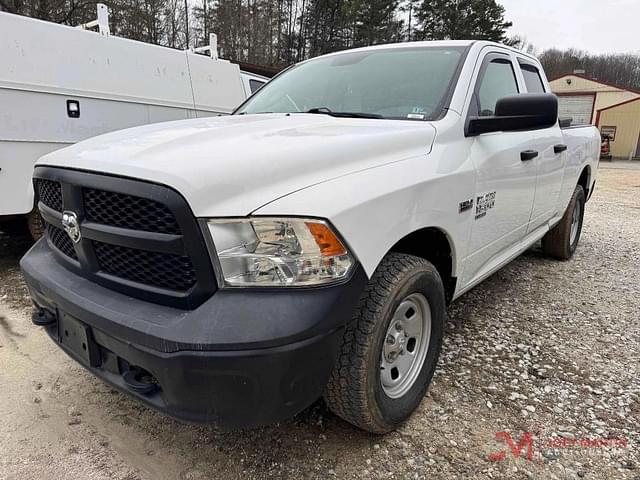 Image of Dodge Ram 1500 equipment image 3