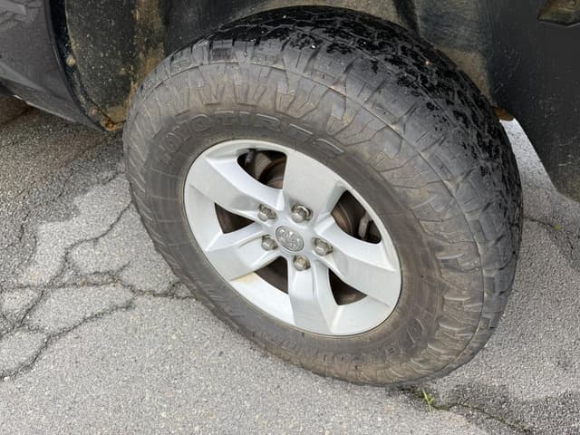 Image of Dodge Ram 1500 equipment image 4