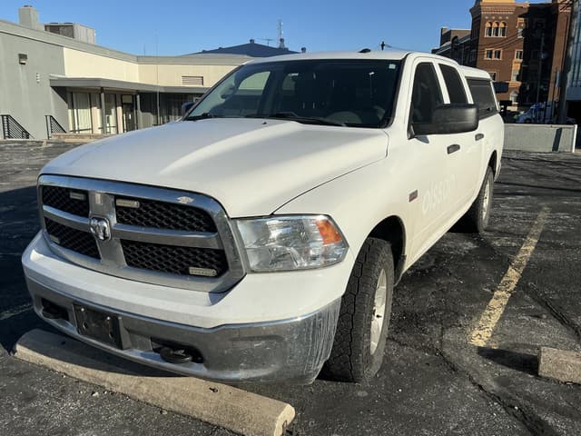 Image of Dodge Ram 1500 equipment image 2