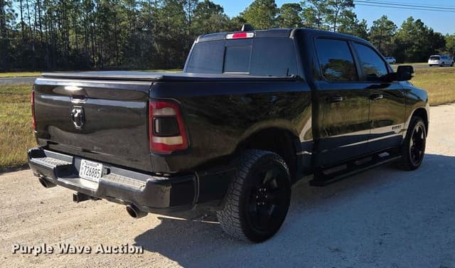 Image of Dodge Ram 1500 equipment image 4