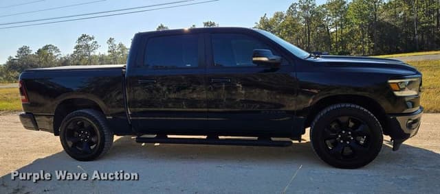 Image of Dodge Ram 1500 equipment image 3