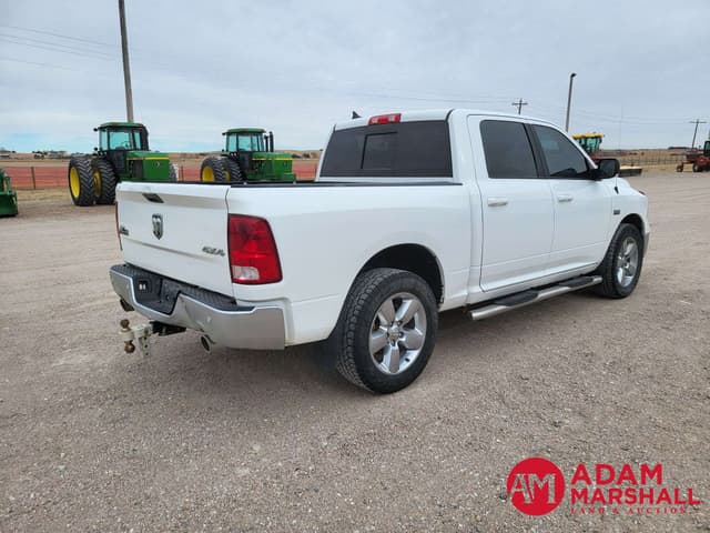 Image of Dodge Ram 1500 equipment image 2