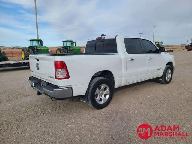 Image of Dodge Ram 1500 equipment image 2