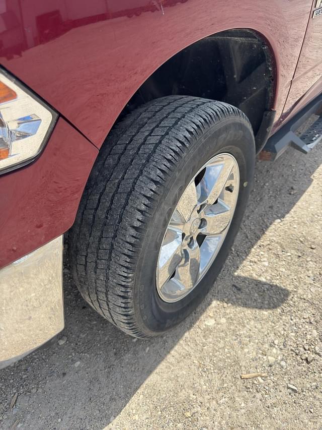Image of Dodge Ram 1500 equipment image 2