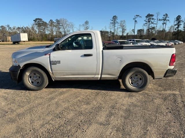 Image of Dodge Ram 1500 equipment image 4