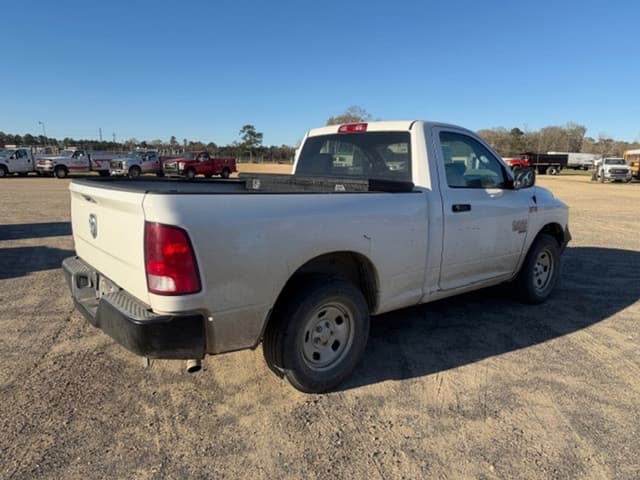Image of Dodge Ram 1500 equipment image 2