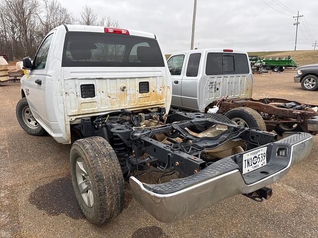 Image of Dodge Ram 1500 equipment image 3