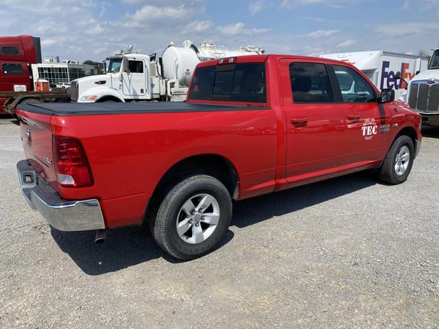 Image of Dodge Ram 1500 equipment image 2