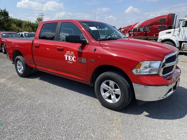 Image of Dodge Ram 1500 equipment image 3