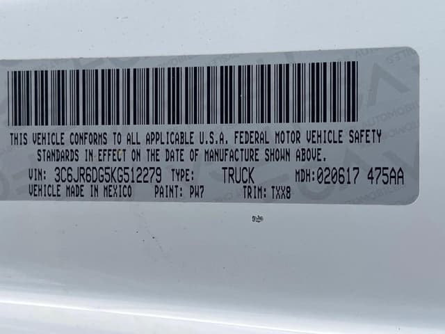 Image of Dodge Ram 1500 equipment image 2