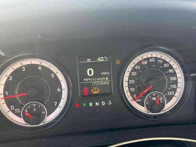 Image of Dodge Ram 1500 equipment image 4