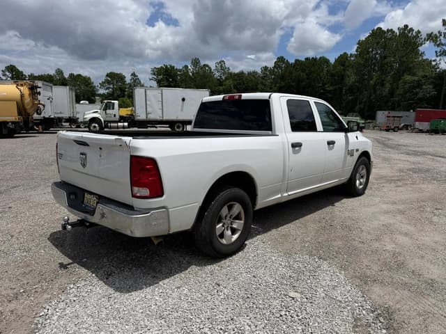 Image of Dodge Ram 1500 equipment image 4