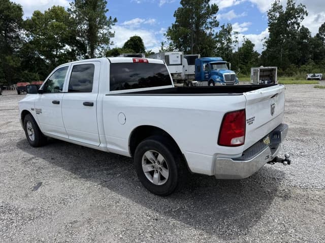 Image of Dodge Ram 1500 equipment image 2