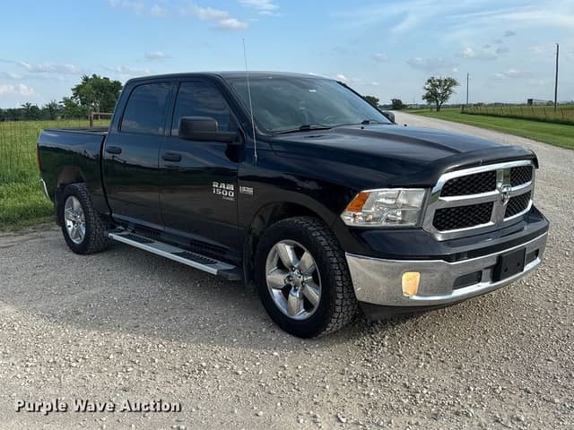 Image of Dodge Ram 1500 equipment image 2