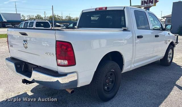 Image of Dodge Ram 1500 equipment image 4