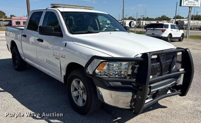 Image of Dodge Ram 1500 equipment image 2