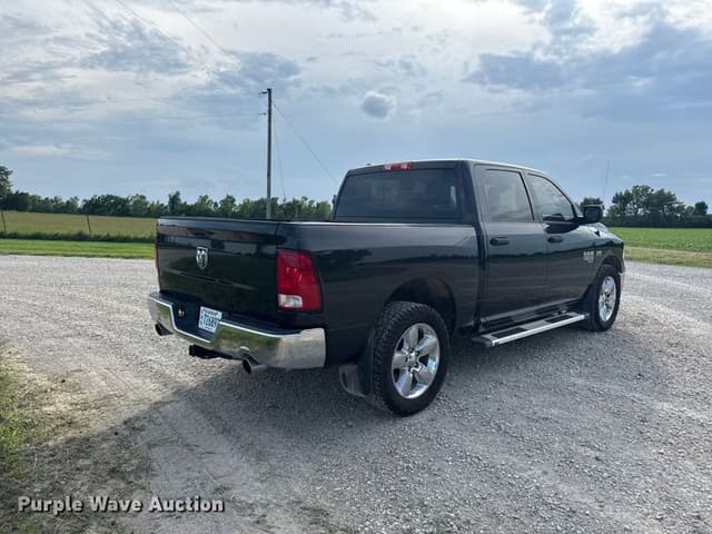 Image of Dodge Ram 1500 equipment image 4